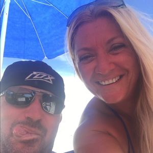 Meet your Posher, Suzanne